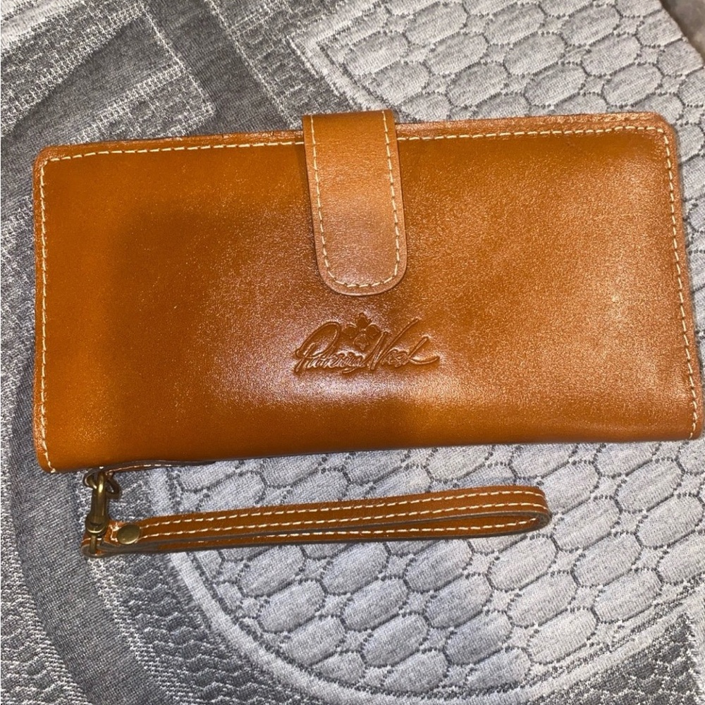 Patricia Nash wallet excellent condition